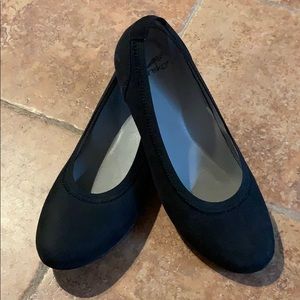 Dansko Kristen flats